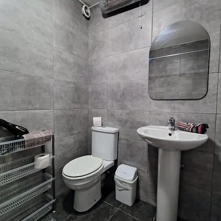 Apartmán Cozy Three Bedroom In Ta' Xbiex, Malta *