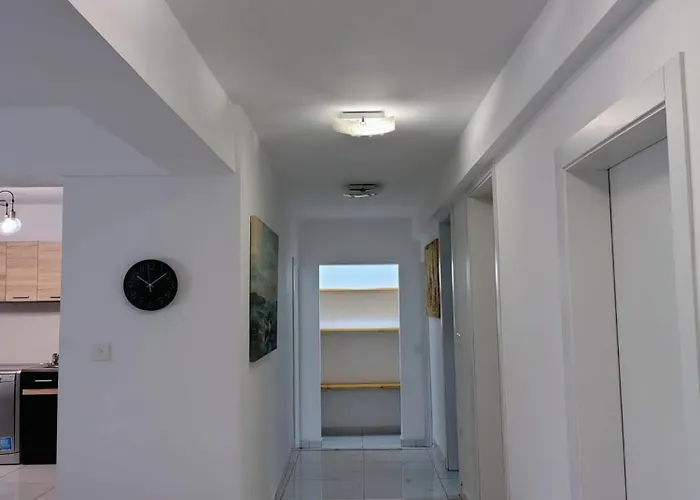 아파트 Cozy Three Bedroom In Ta' Xbiex, Malta